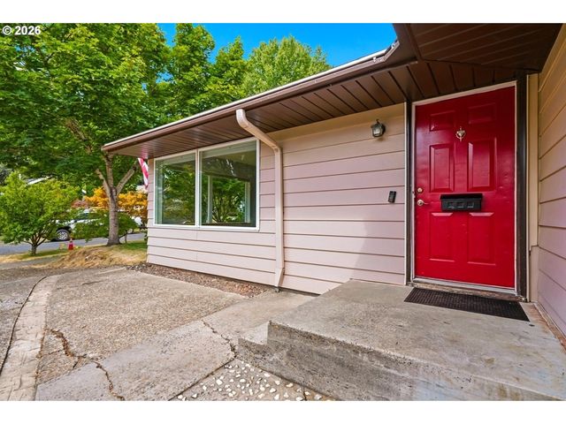 2111 C St, Forest Grove, OR 97116