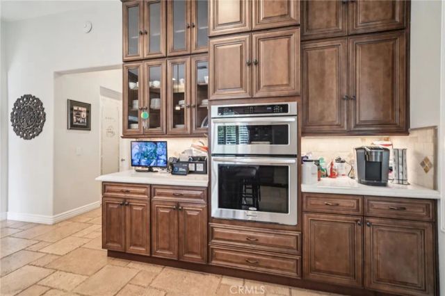17401 Raymer, Sherwood Forest, CA 91325