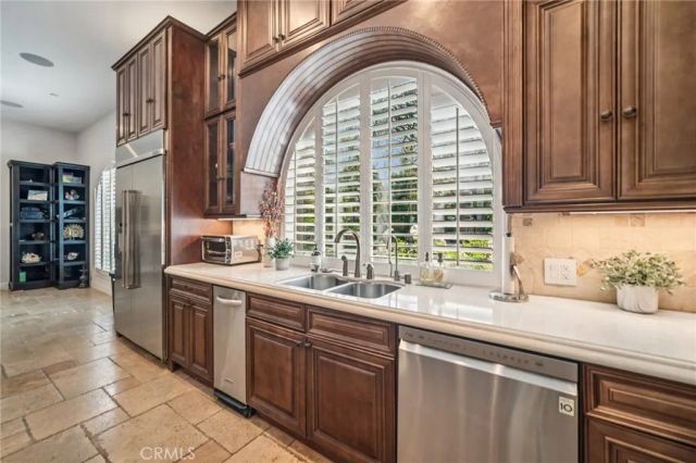 17401 Raymer, Sherwood Forest, CA 91325