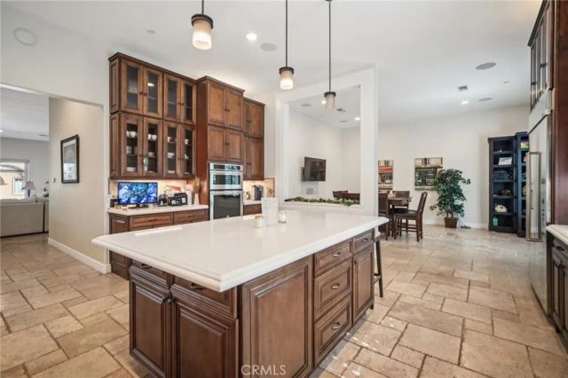 17401 Raymer, Sherwood Forest, CA 91325