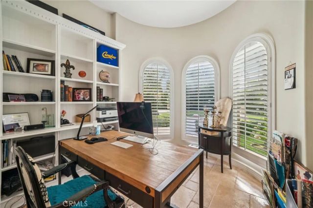 17401 Raymer, Sherwood Forest, CA 91325