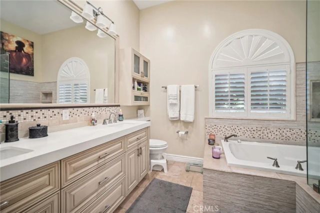17401 Raymer, Sherwood Forest, CA 91325