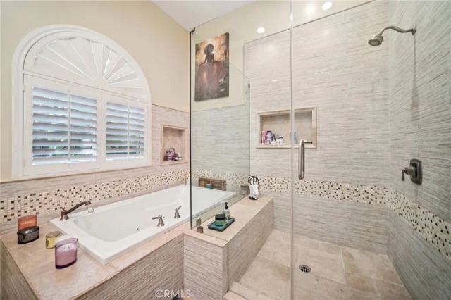 17401 Raymer, Sherwood Forest, CA 91325