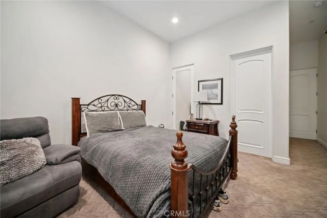 17401 Raymer, Sherwood Forest, CA 91325