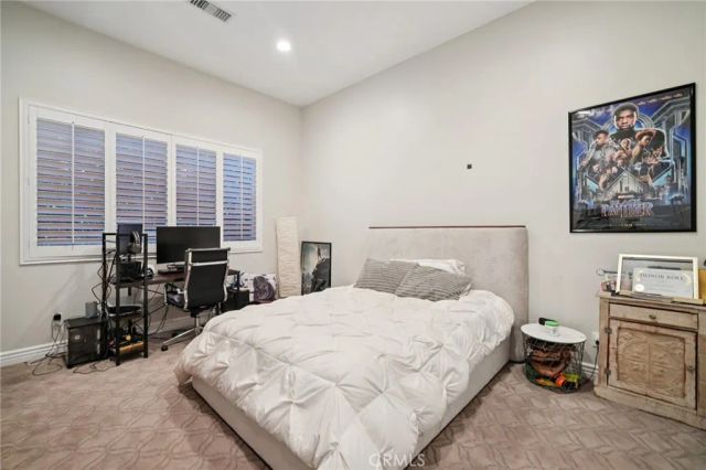 17401 Raymer, Sherwood Forest, CA 91325