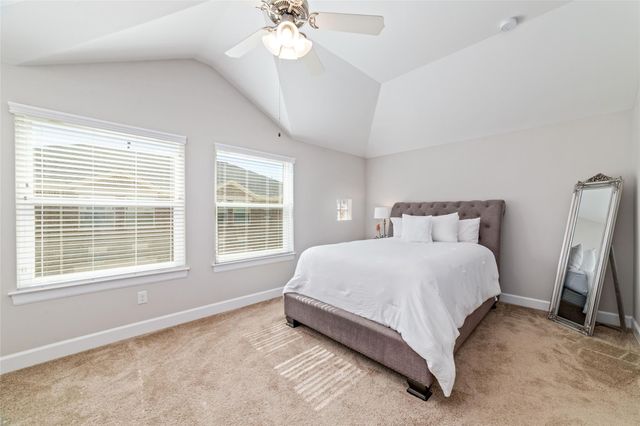8705 Bryam 1403, Houston, TX 77061