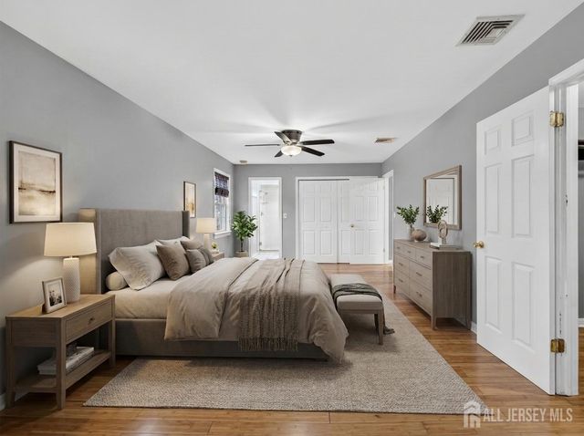 14 Carteret Street, Port Reading, NJ 07064
