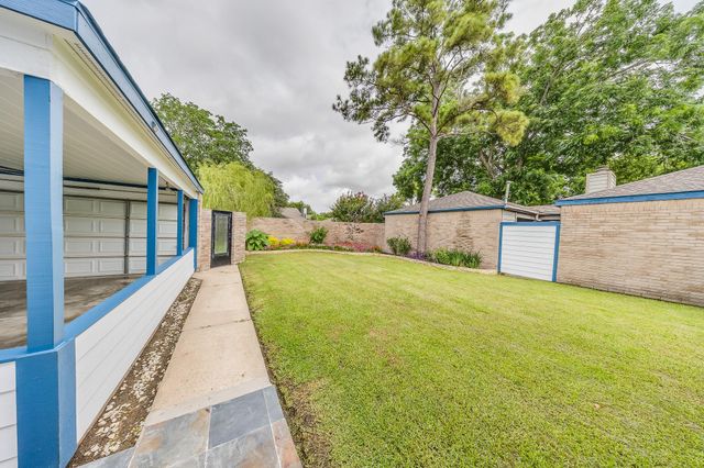 12411 Sungate Lane, Houston, TX 77071