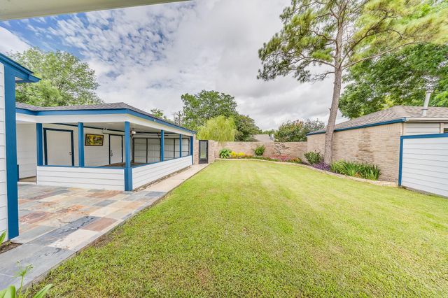12411 Sungate Lane, Houston, TX 77071