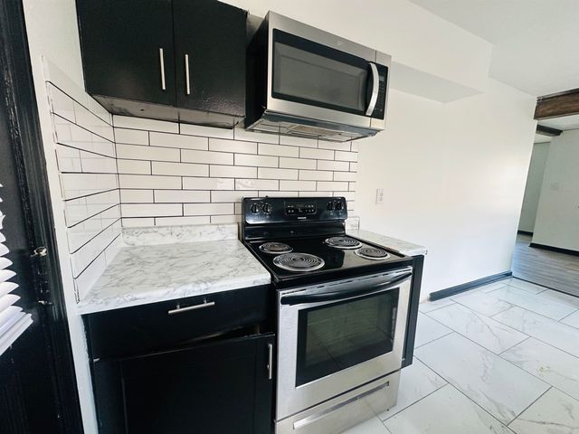 1773 GREENVIEW CIR, Memphis, TN 38108