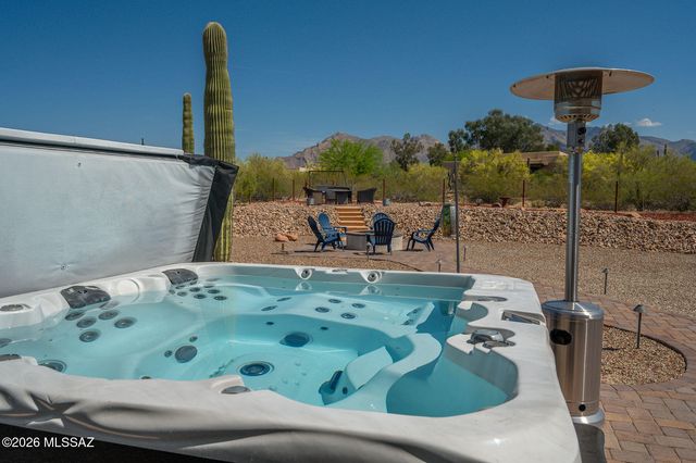 1146 W Las Lomitas Road, Tucson, AZ 85704