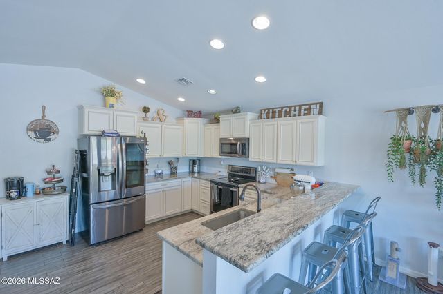 1146 W Las Lomitas Road, Tucson, AZ 85704