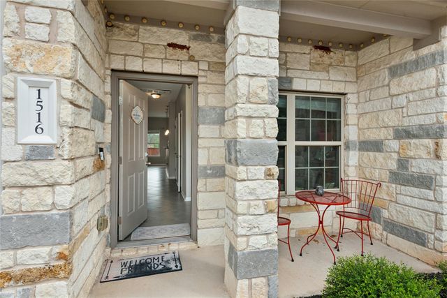 1516 Catalan RD 502, Austin, TX 78748