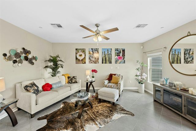 1516 Catalan RD 502, Austin, TX 78748