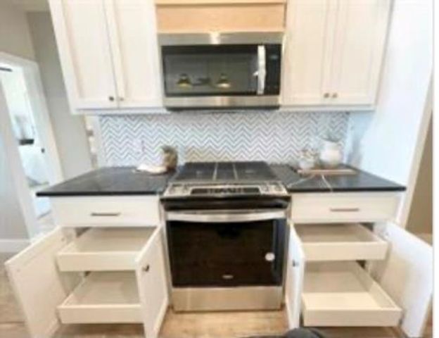 1920 Sama Way, Yukon, OK 73099