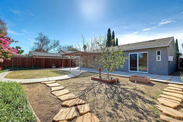 2371-75 BERRY STREET, Lemon Grove, CA 91945