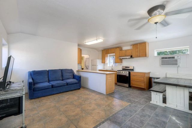 2371-75 BERRY STREET, Lemon Grove, CA 91945