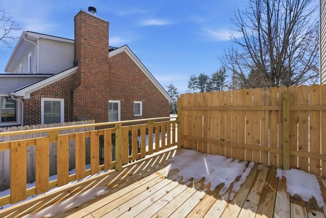 1709 Oak Pl Court, Lexington, KY 40515