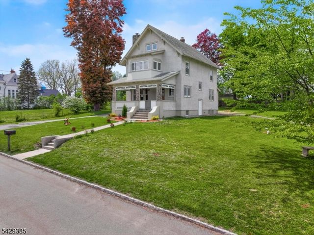 25 Prospect Ave, Andover Boro, NJ 07821