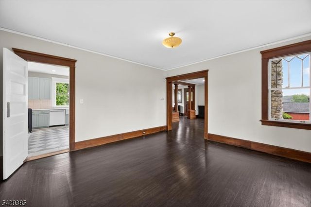 25 Prospect Ave, Andover Boro, NJ 07821