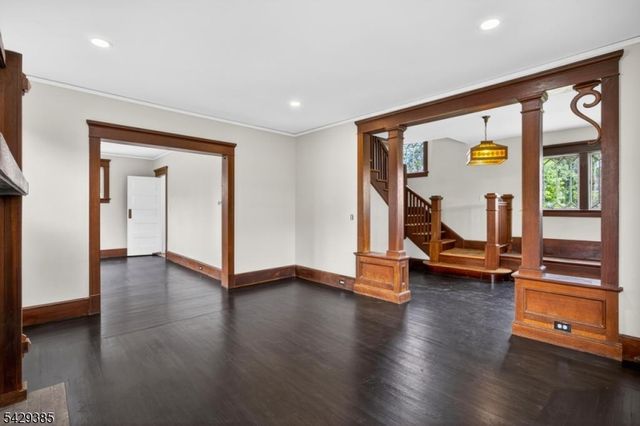 25 Prospect Ave, Andover Boro, NJ 07821