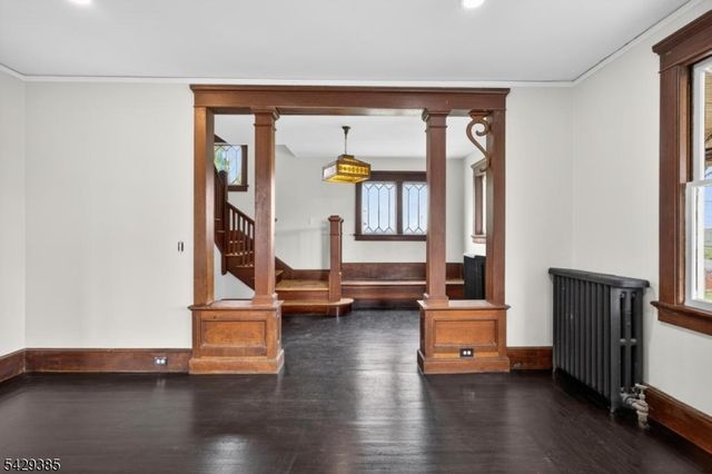 25 Prospect Ave, Andover Boro, NJ 07821