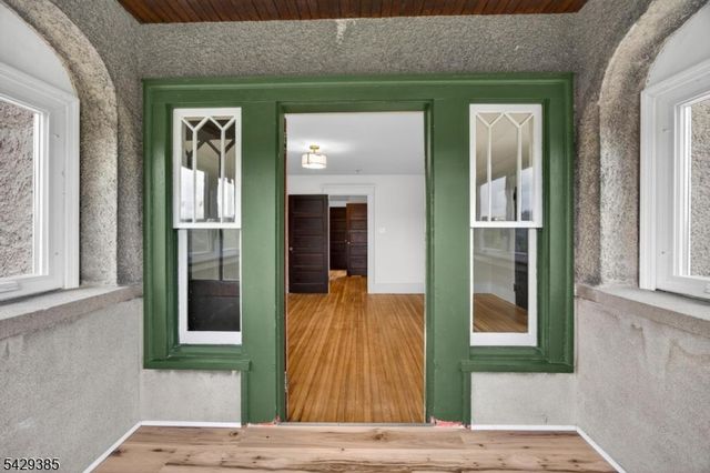 25 Prospect Ave, Andover Boro, NJ 07821