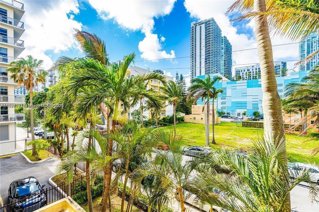 600 NE 25th St 63, Miami, FL 33137