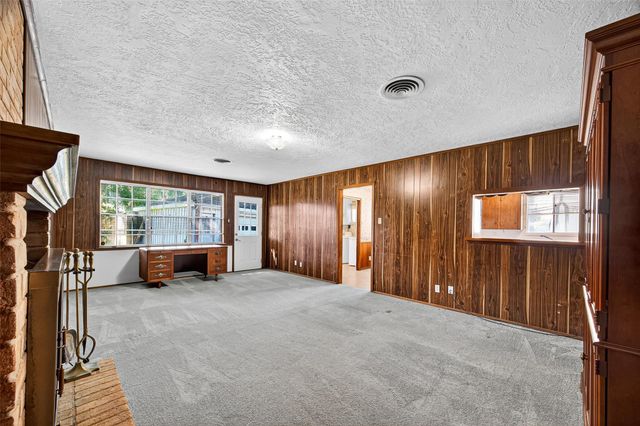 5223 Wigton Drive, Houston, TX 77096