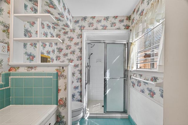 5223 Wigton Drive, Houston, TX 77096