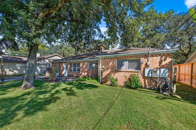 5223 Wigton Drive, Houston, TX 77096