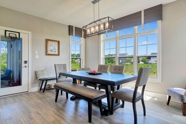 3122 Mendota COURT, Summit, WI 53066