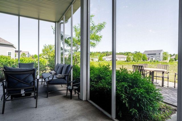 3122 Mendota COURT, Summit, WI 53066