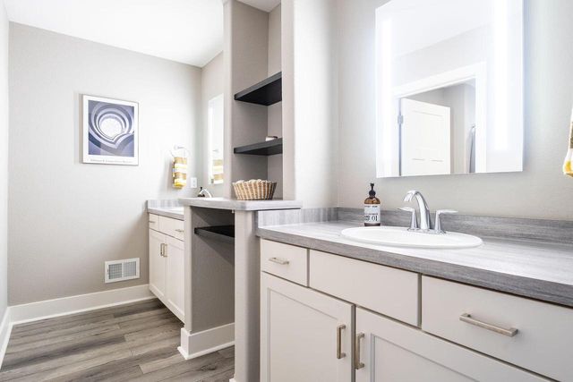 3122 Mendota COURT, Summit, WI 53066