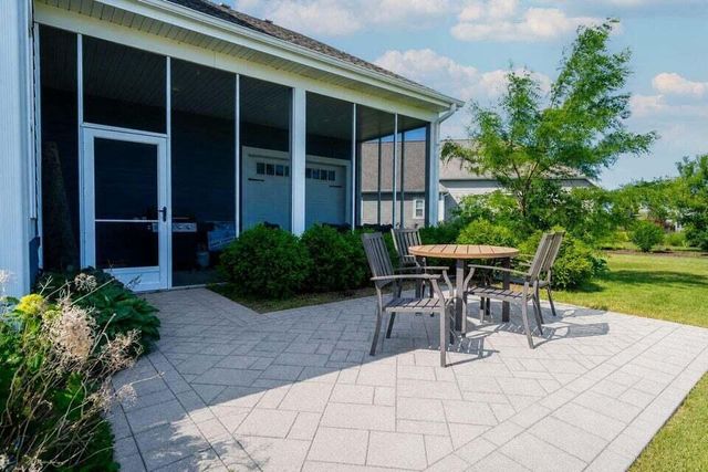 3122 Mendota COURT, Summit, WI 53066