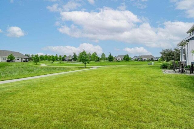 3122 Mendota COURT, Summit, WI 53066