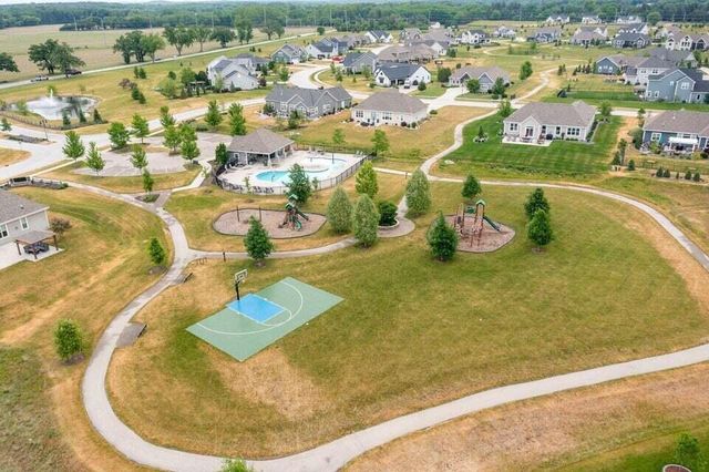 3122 Mendota COURT, Summit, WI 53066
