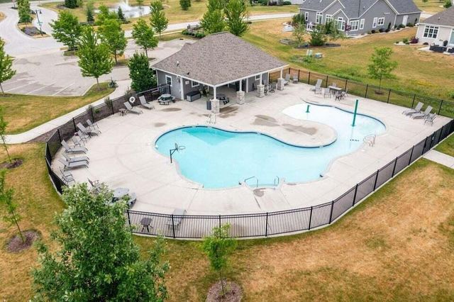 3122 Mendota COURT, Summit, WI 53066