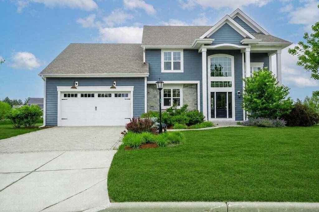 3122 Mendota COURT, Summit, WI 53066