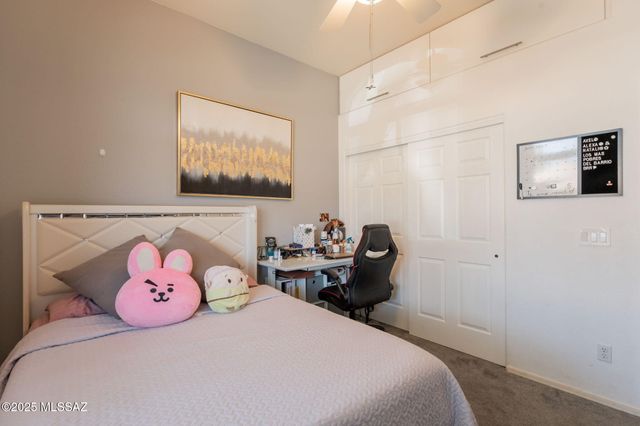 108 N Desert Stream Drive, Tucson, AZ 85745