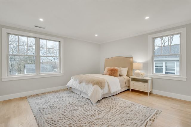 383 Marrett, Lexington, MA 02421