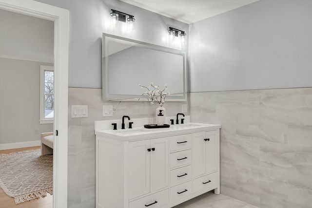 383 Marrett, Lexington, MA 02421