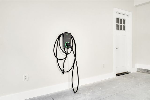 383 Marrett, Lexington, MA 02421