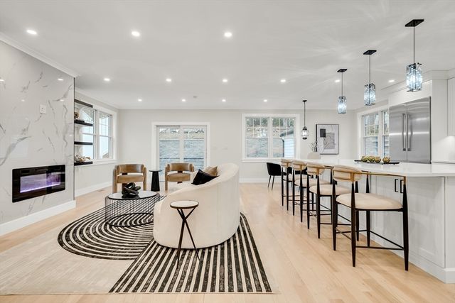 383 Marrett, Lexington, MA 02421