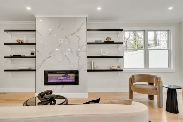 383 Marrett, Lexington, MA 02421