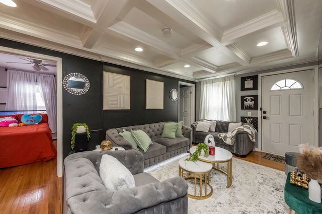 2903 W Nemesis Avenue, Beach Park, IL 60087