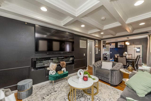 2903 W Nemesis Avenue, Beach Park, IL 60087