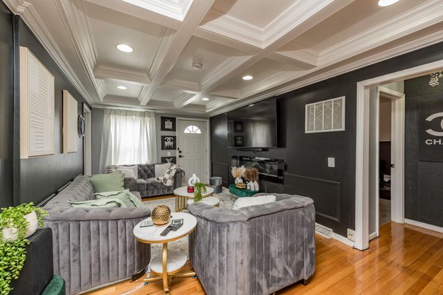 2903 W Nemesis Avenue, Beach Park, IL 60087