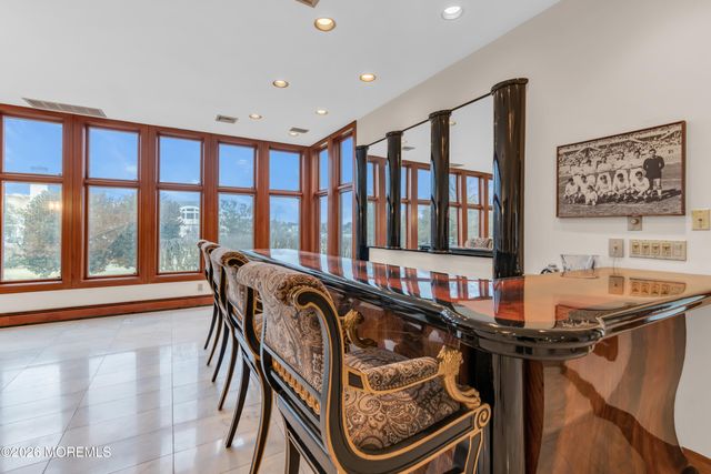 17 Oyster Bay Drive, Rumson, NJ 07760