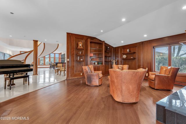 17 Oyster Bay Drive, Rumson, NJ 07760